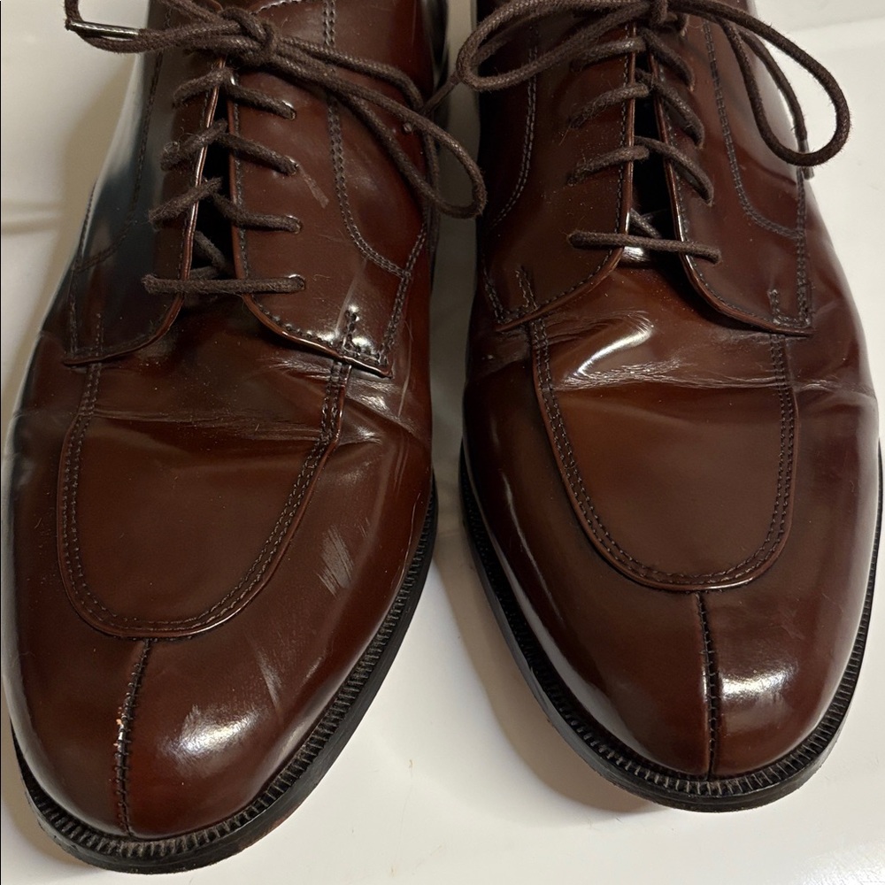 Cole Haan mens brown dress shoes with laces